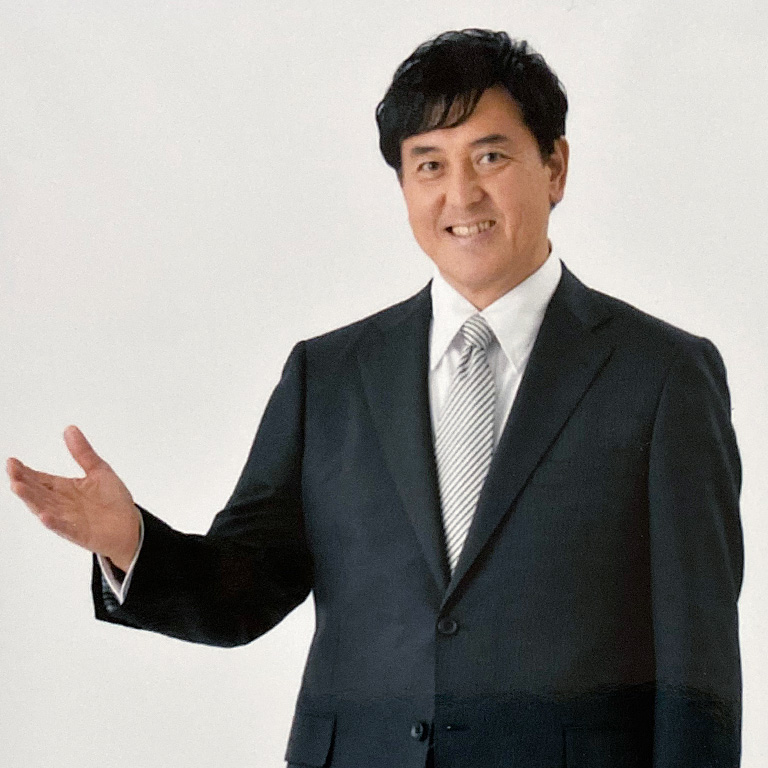 学長 高橋弘