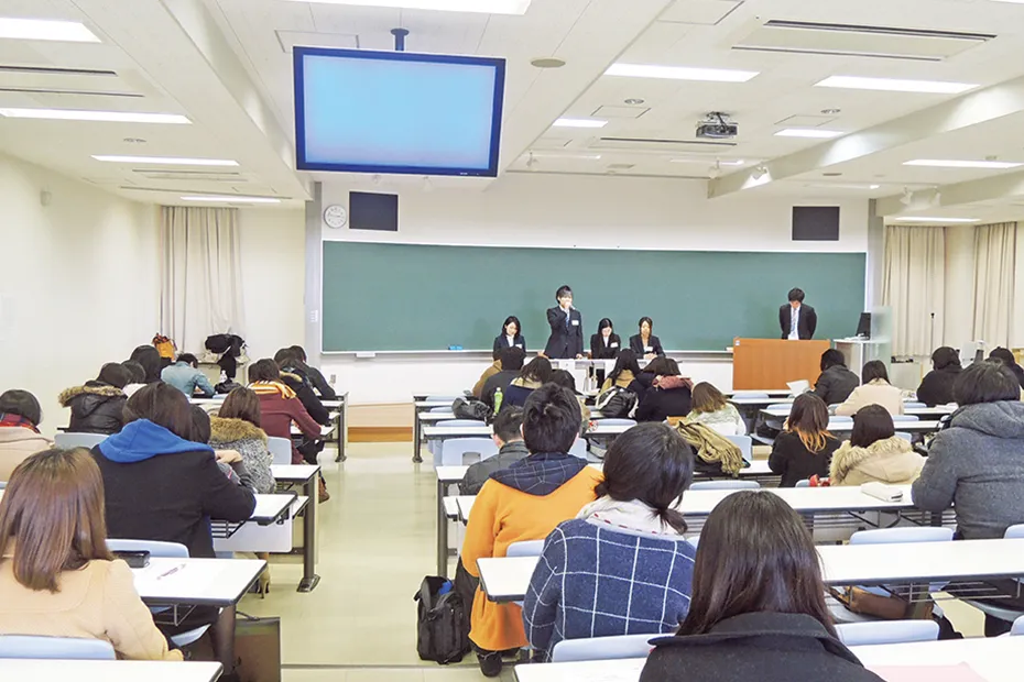 卒業生講演会