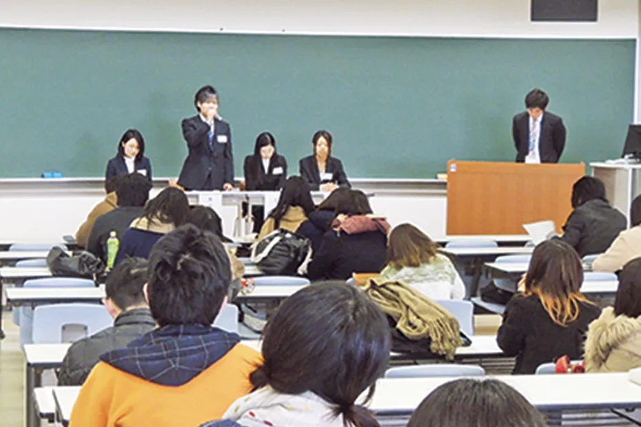 卒業生講演会